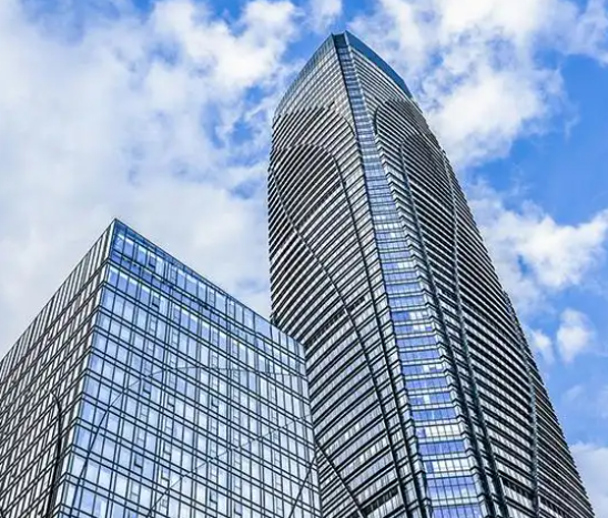 网络推广服务中的渠道组合策略：搜索、信息流与社交媒体的投放逻辑